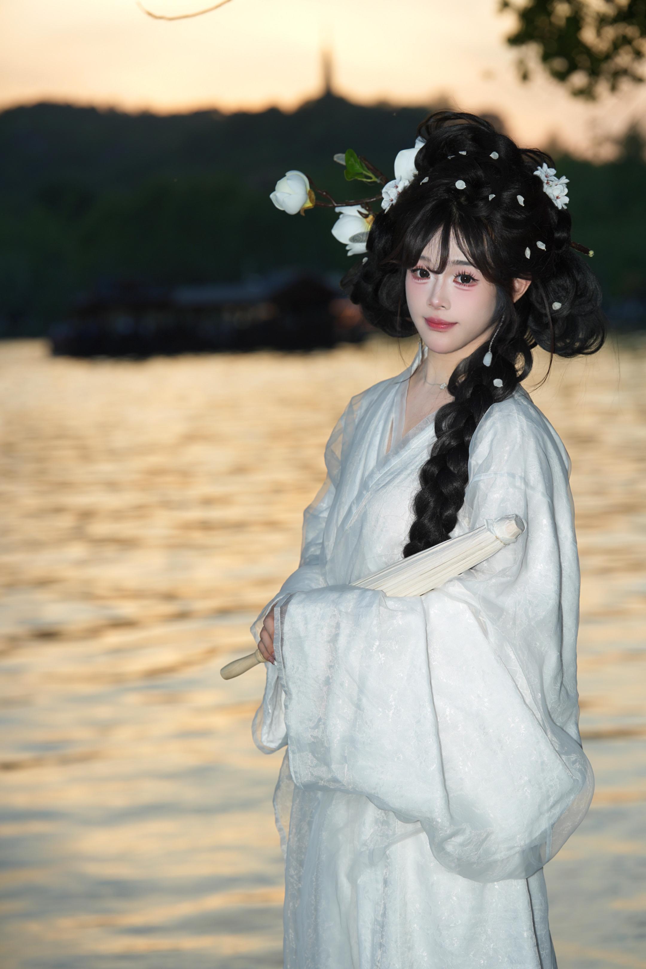 安能辨我是雄雌