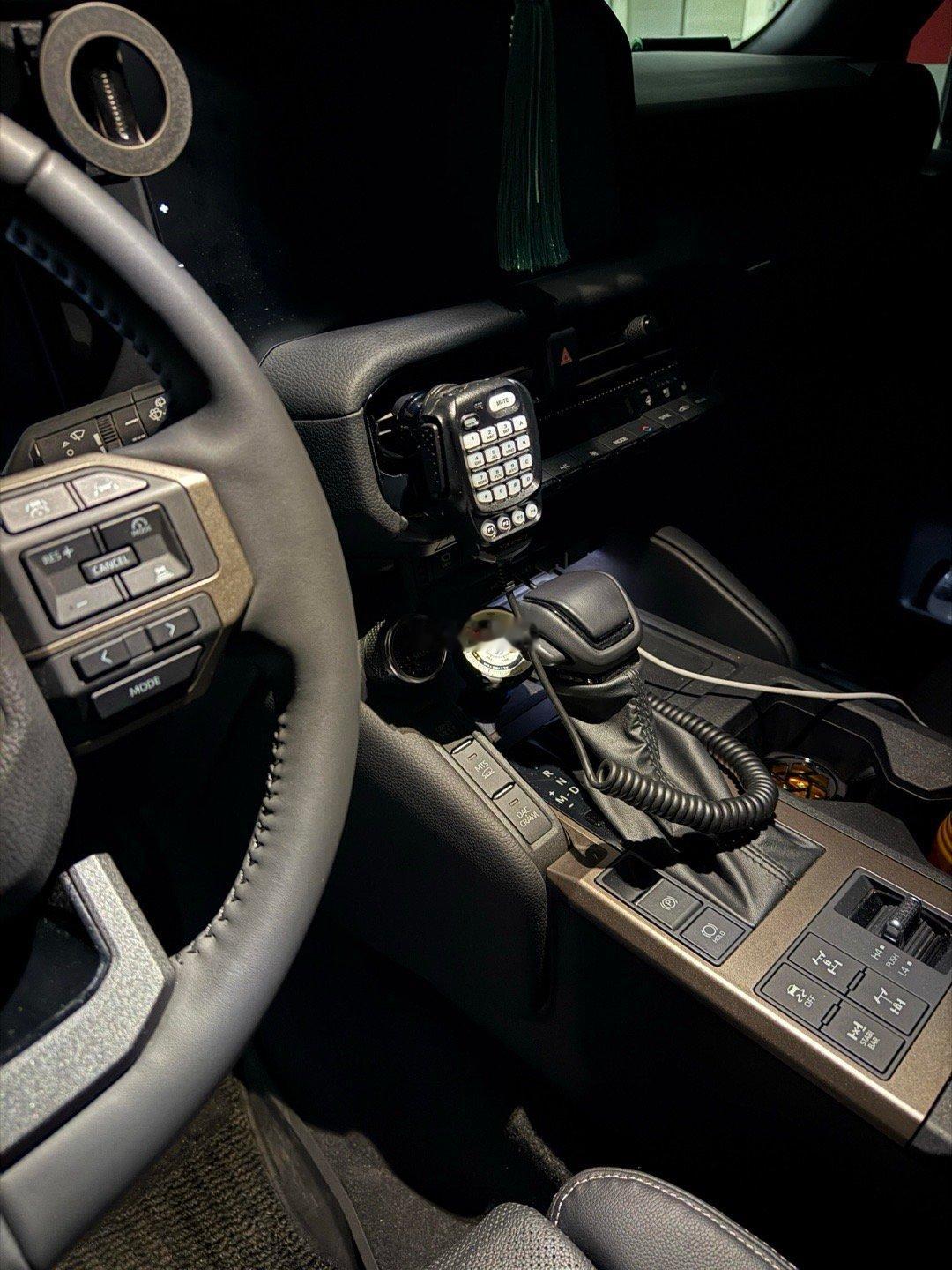 还是喜欢老车的实体物理按键。汽车设计