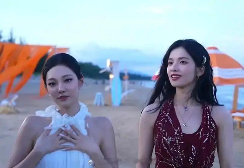 原来这就是宁艺卓，离开韩国的女团妆造和打光，完全没有惊艳的感觉。爱豆还是别和演员
