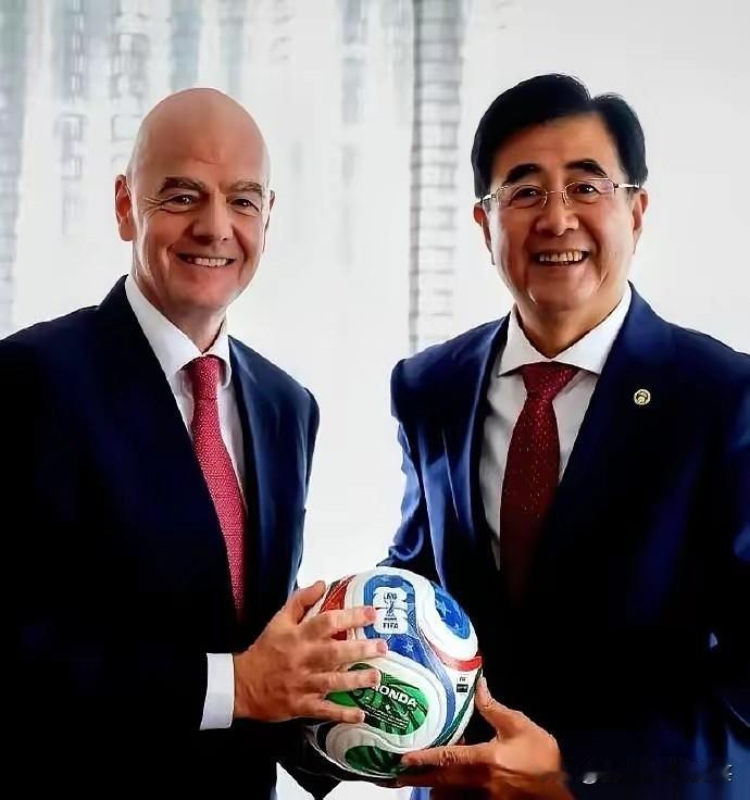 宋领导也罢！国际足联主席因凡蒂诺也罢！现在世界杯转播权签约一事天下皆知：国际足联