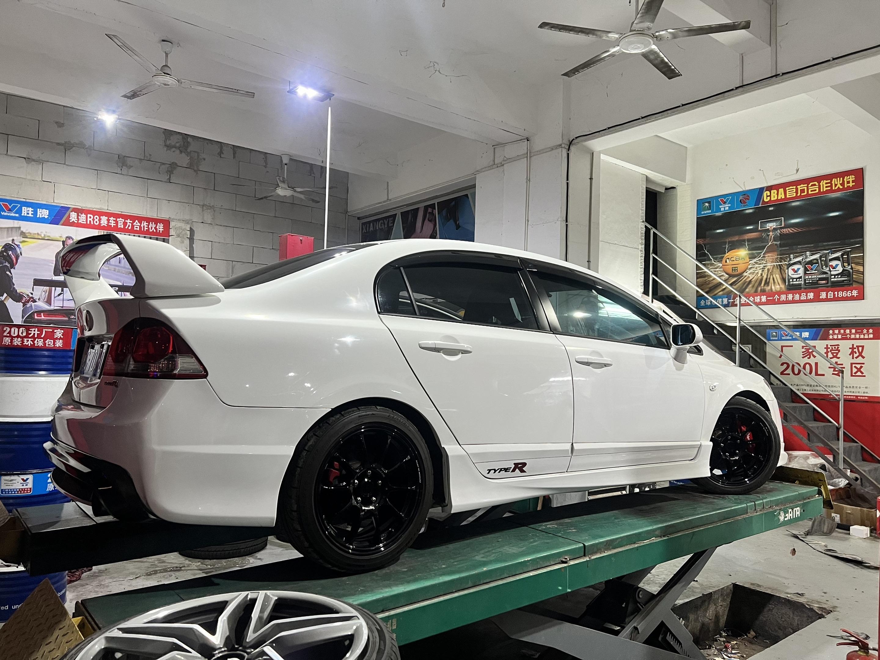 简简单单干净就好了。