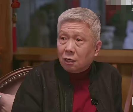 哈哈，马未都对于谦说“最好的朋友竟想夺走自己的财产！”于谦说咱俩都是朋友特别多的