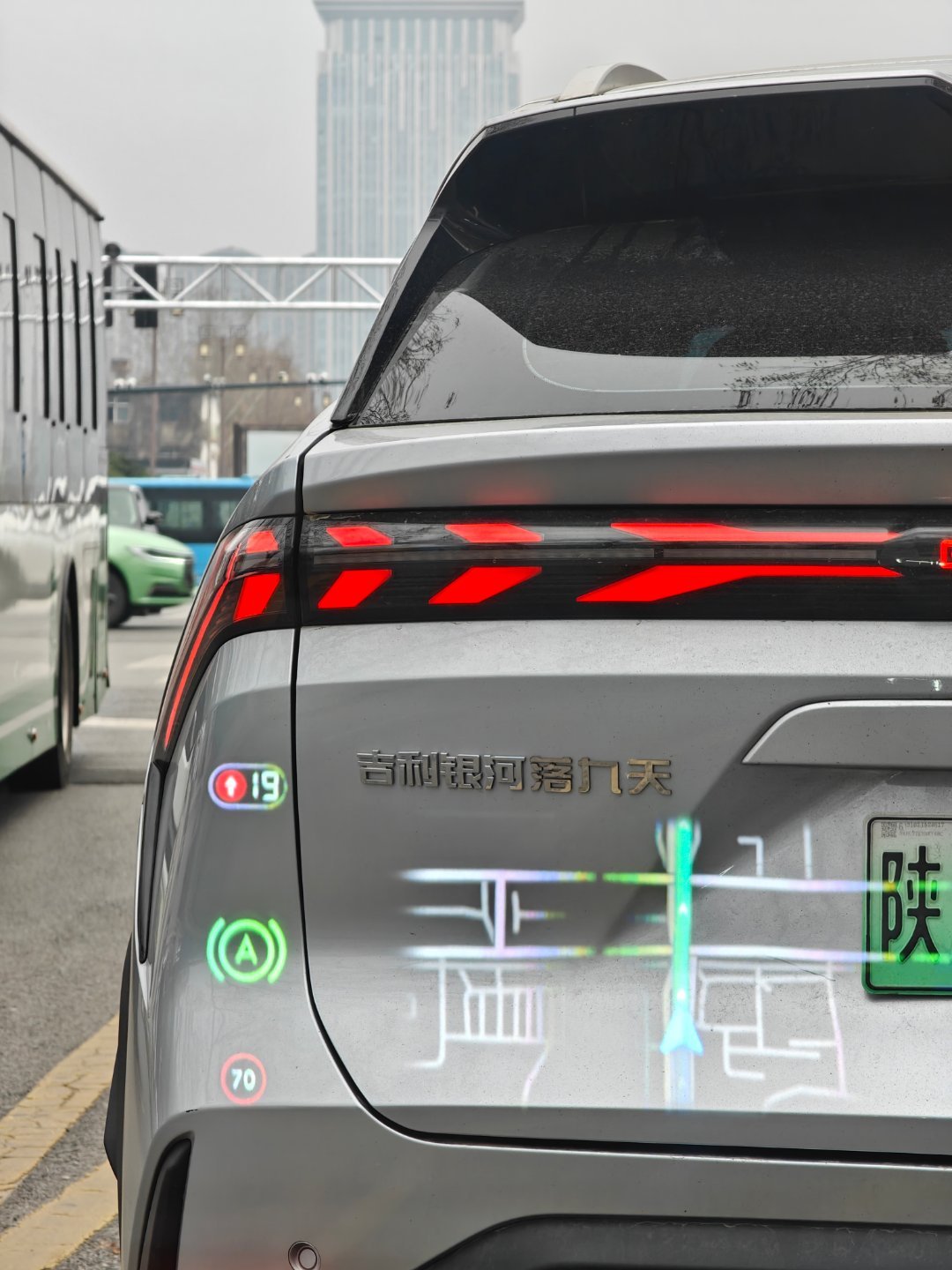 我好像在z10之后完全失去暴力驾驶的欲望了