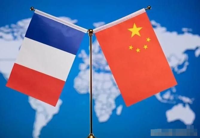 法国媒体不满中国对白兰地出手反倾销[微风]
近日，一场关于白兰地的贸易风波在中法