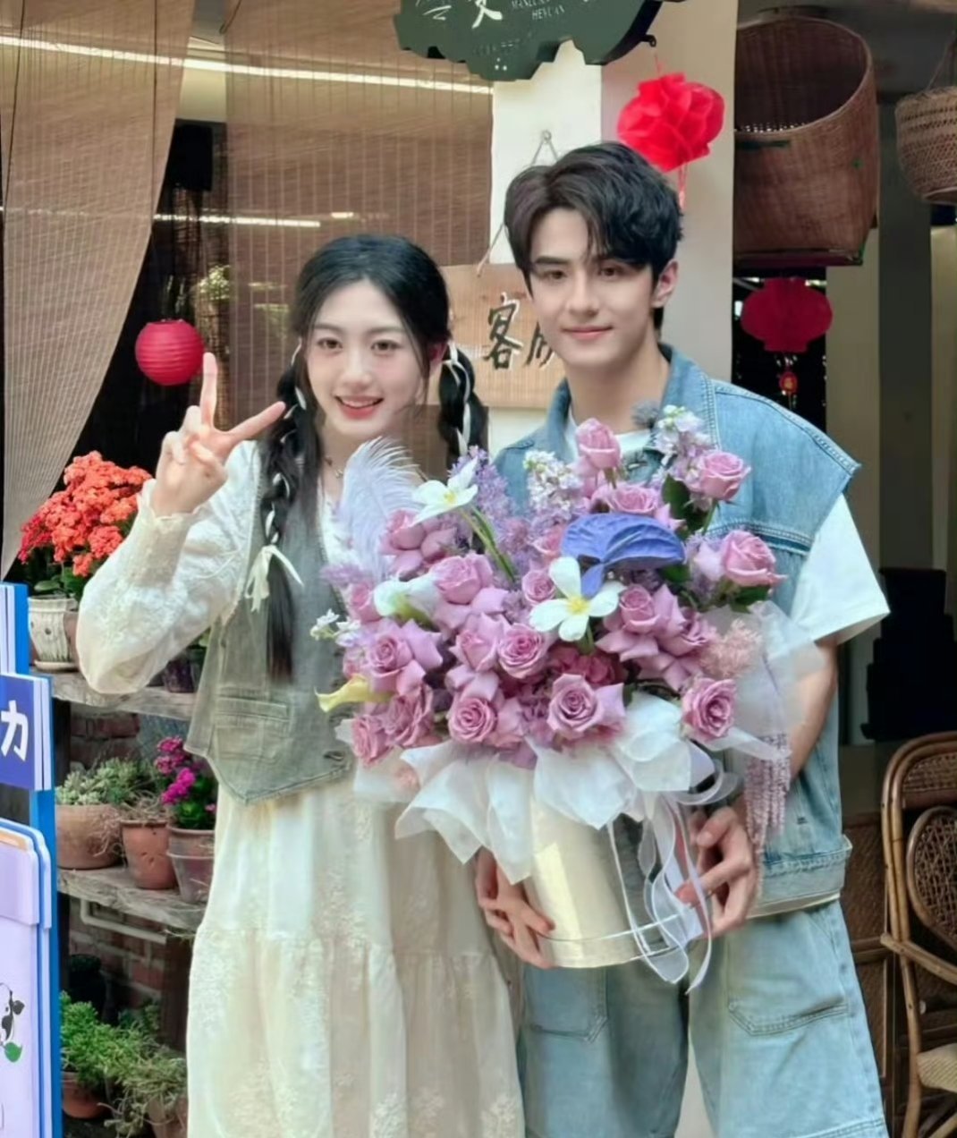 涂毓麟孙乐言哄娃睡觉变苦命鸳鸯两人需哄睡五个精力旺盛的萌娃，尝试了弹钢琴、讲故事