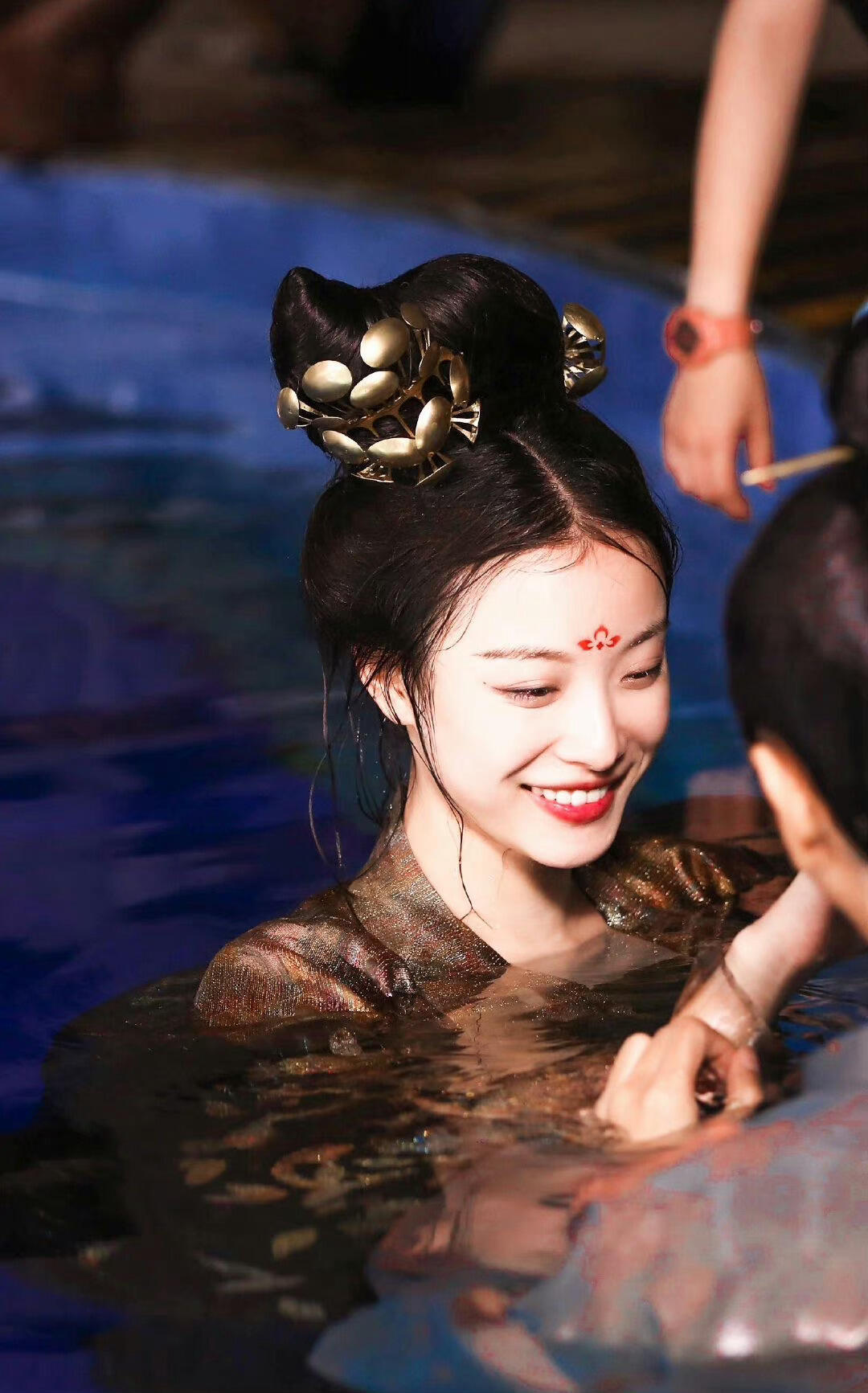 美妮凤知微这组图当时觉得好惊艳 