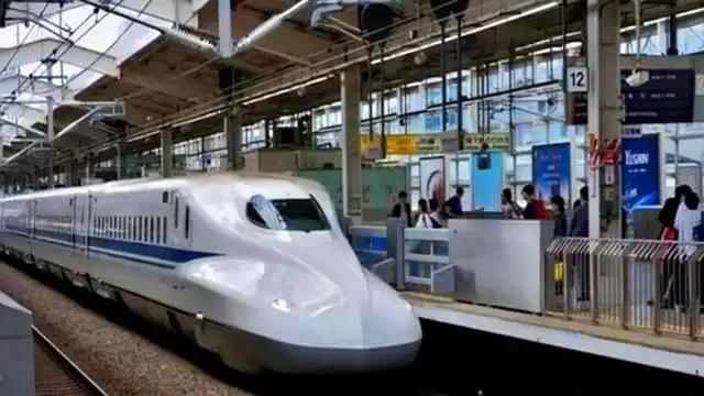 “越南高铁没了中国不行”这句话说的很好听，但即使有了中国也不一定能行。

它即使