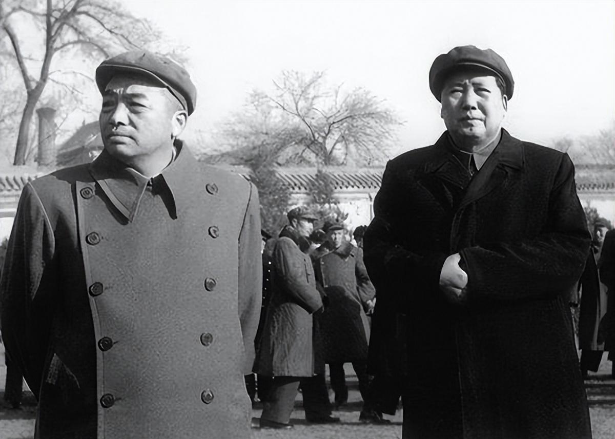 庐山会议后，彭德怀向毛主席作了三个保证，是非常难得的

“要我背过脸去搞两面派？