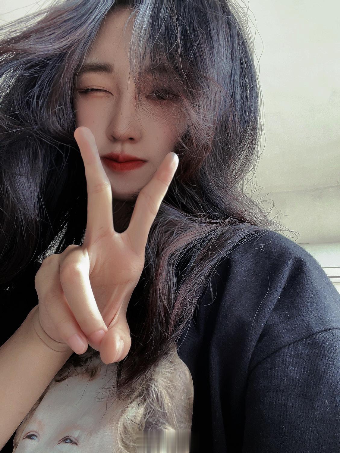 恢复自然发色的第N天😕 ​​​