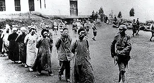 1950年11月，匪首余大柱子带领近千人倾巢而出，把解放军的一个排包围了。激战中