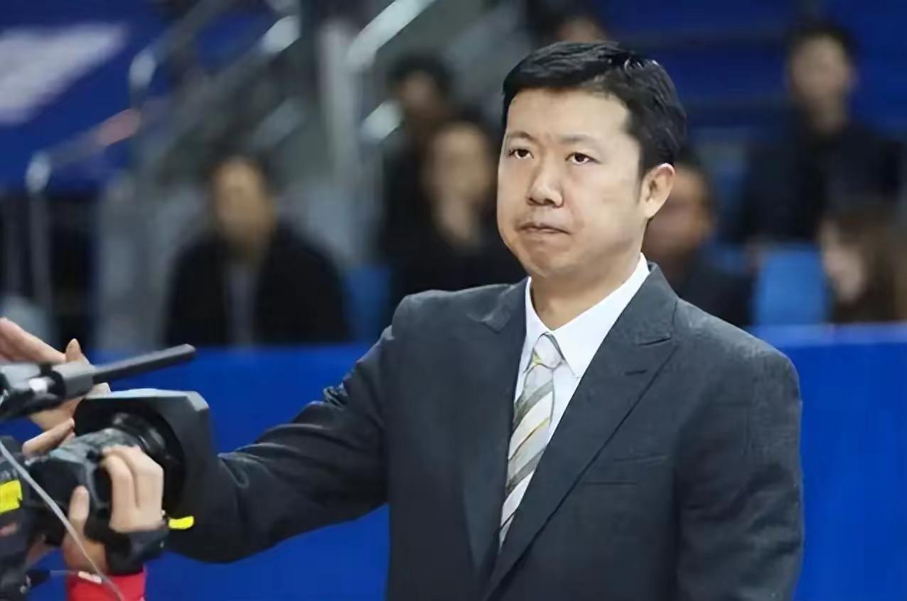王治郅的这个说法大家支持吗？
 
王治郅说：“花纳税人的钱请外援，完全没有必要，