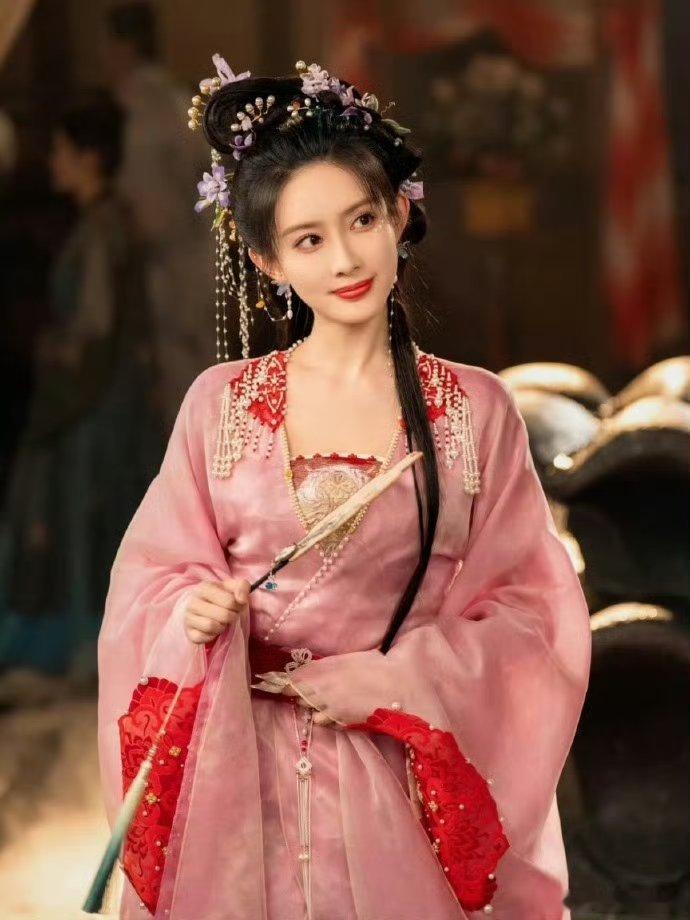 王鹤棣和孟子义的将门毒后预计2月20日左右开机好期待 