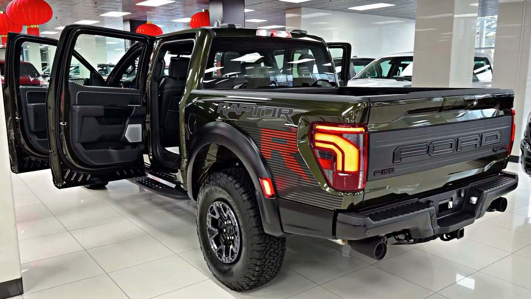 沉浸式欣赏 2026款 福特 F-150 猛禽 大V8