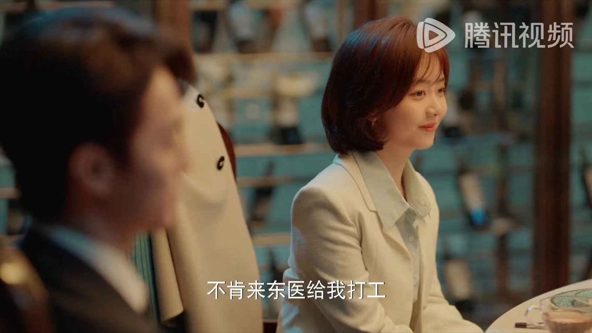 #韩廷你当面夸纪星不行吗##你比星光美丽# 纪星的美，是岁月沉淀的优雅；韩廷的夸