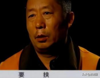 2009年，内蒙古，老婆与情夫同床7年，男子却主动让出卧室，独自睡小屋，甚至甘当