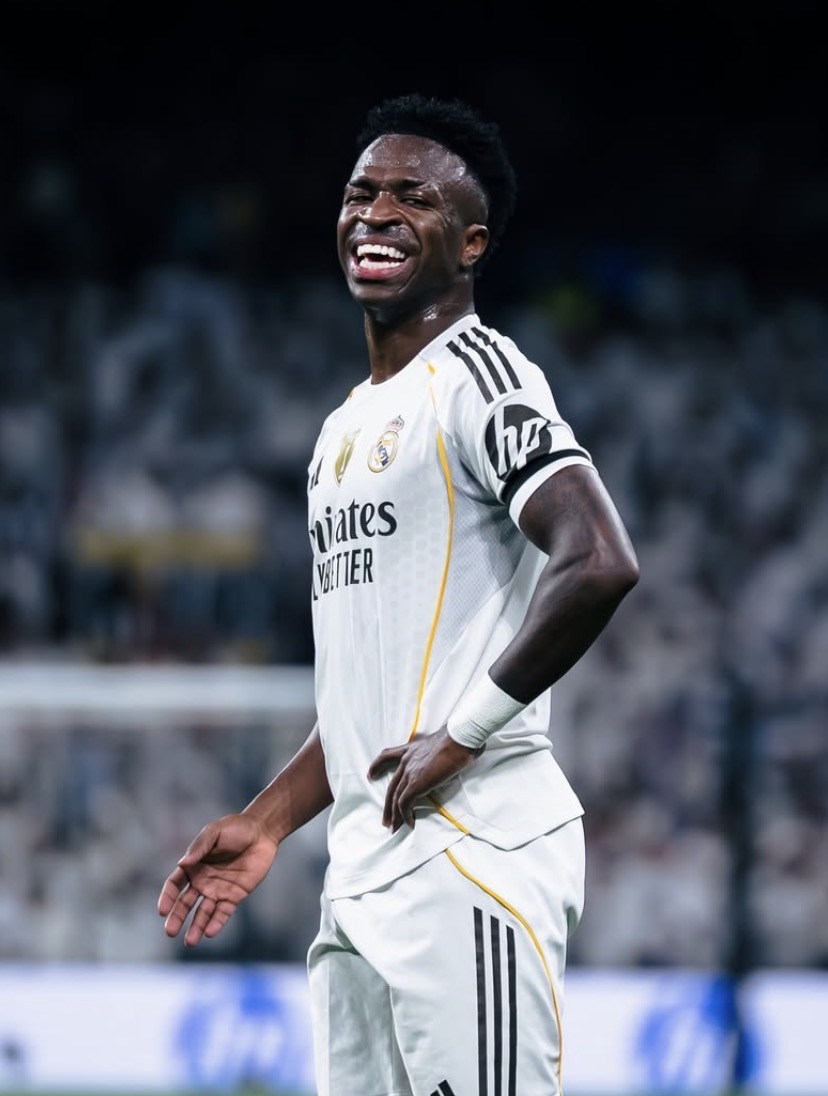 西蒙尼希望马科斯·略伦特利用速度优势在周四晚的比赛中盯防Vini。他将首发担任右