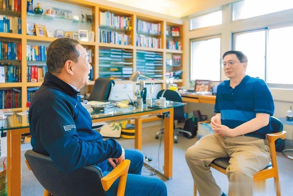 侯友宜最大的敌人不民进党而是国民党，如果不能整合内部，溃败就是一瞬间

由于国民