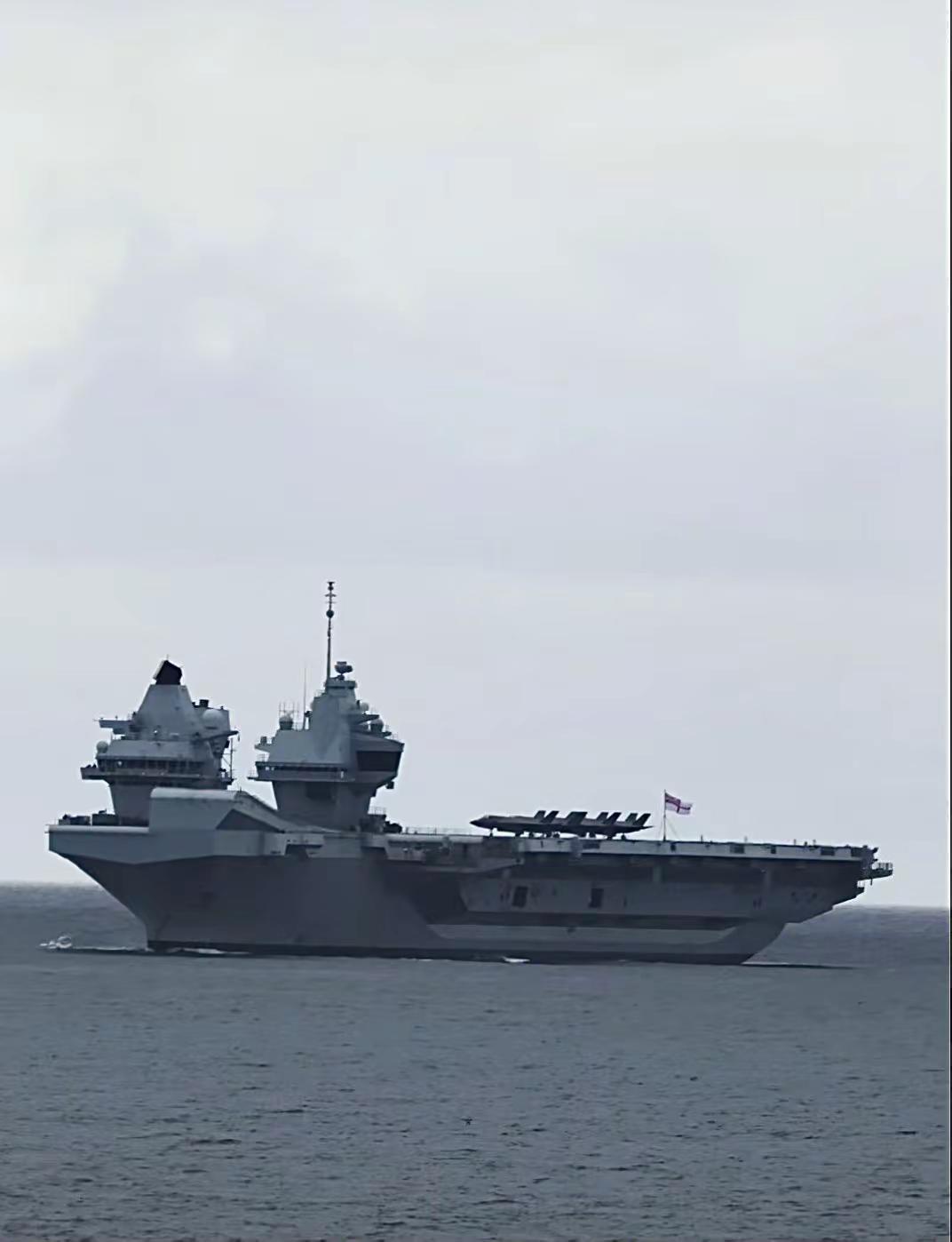 威尔士亲王号航空母舰（R09），属于伊丽莎白女王级航空母舰。2026 年 7 月