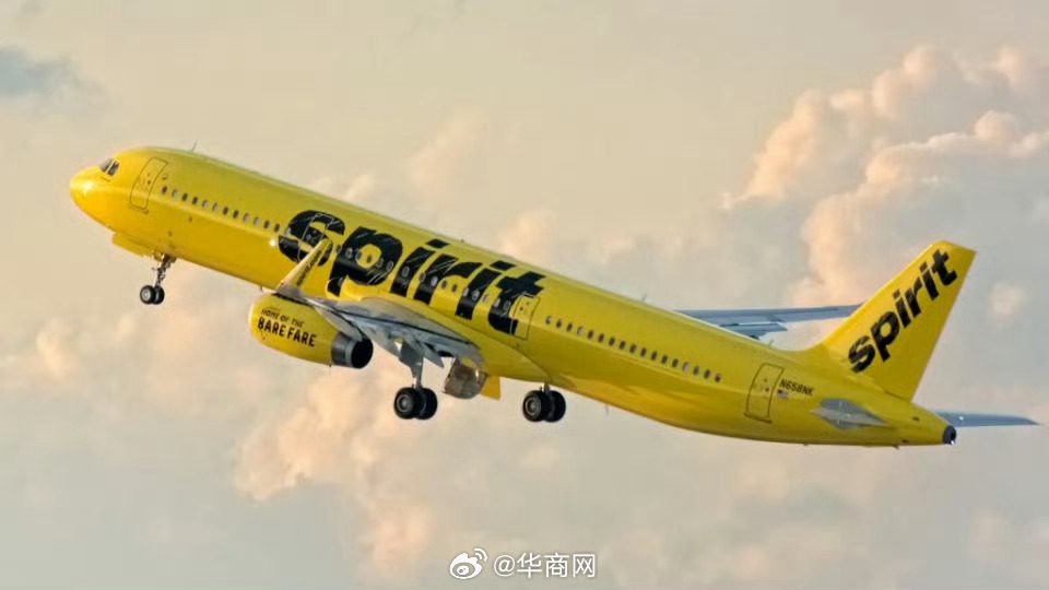 【#美国一客机差点撞上空军一号# 空管开骂：别玩你的iPad了】据彭博社、英国天
