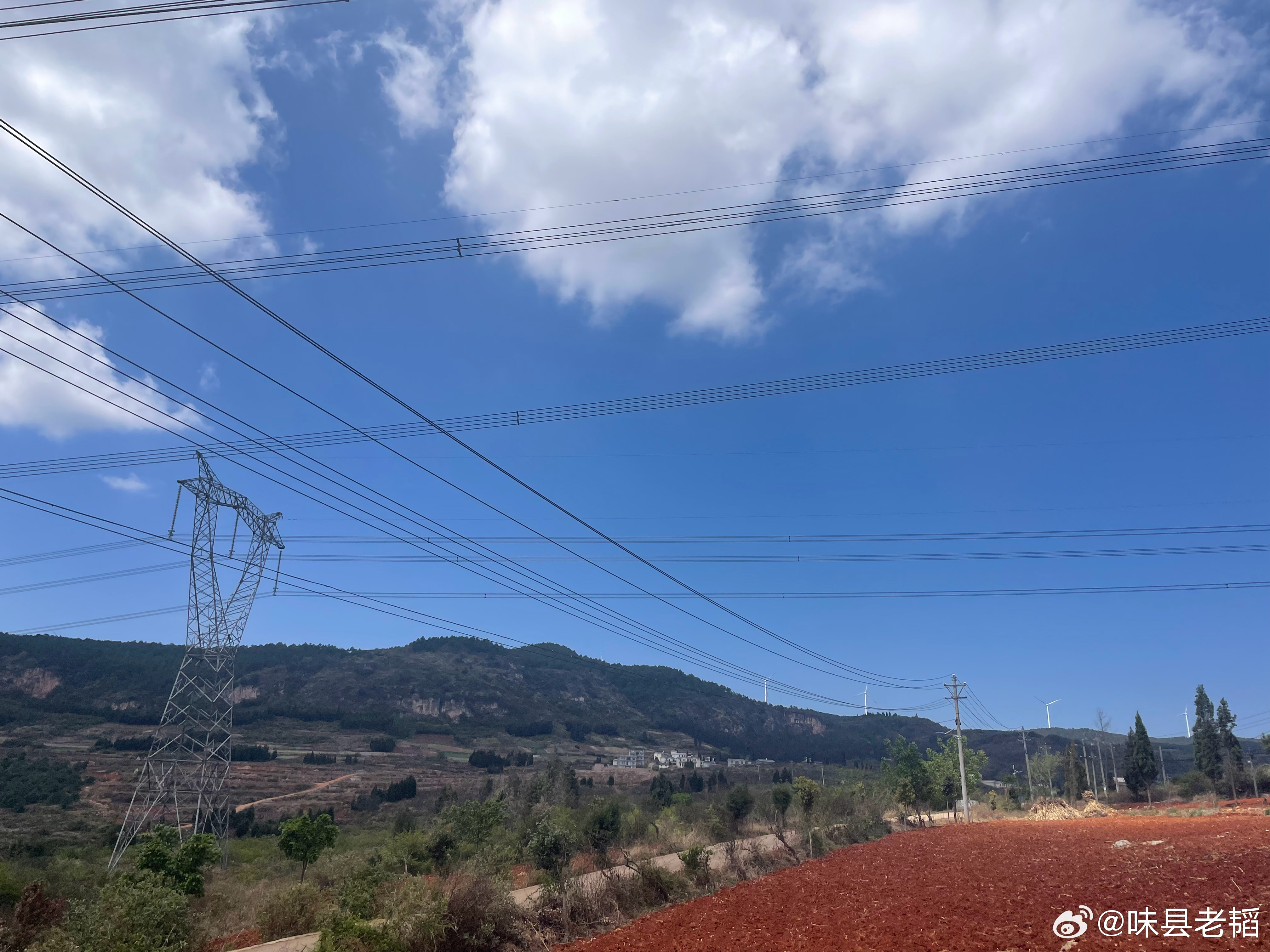 虽然已经进入AI时代，但基层的护林防火工作仍在刀耕火种……希望农村涉林辖区可以早