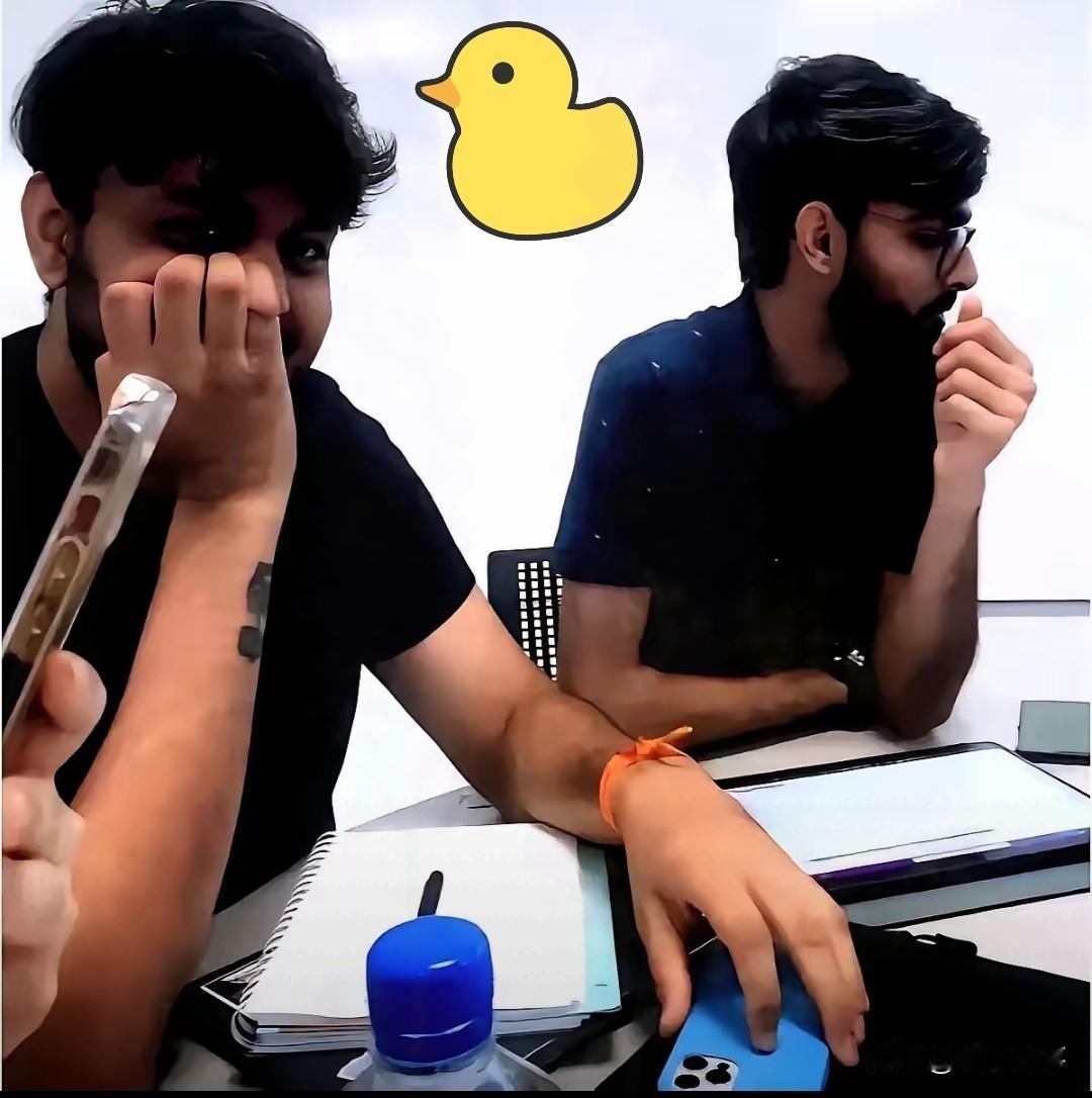 真让人意想不到啊！！
几位在上海的印度留学生，近日说了这样一番话，他们在东方大国