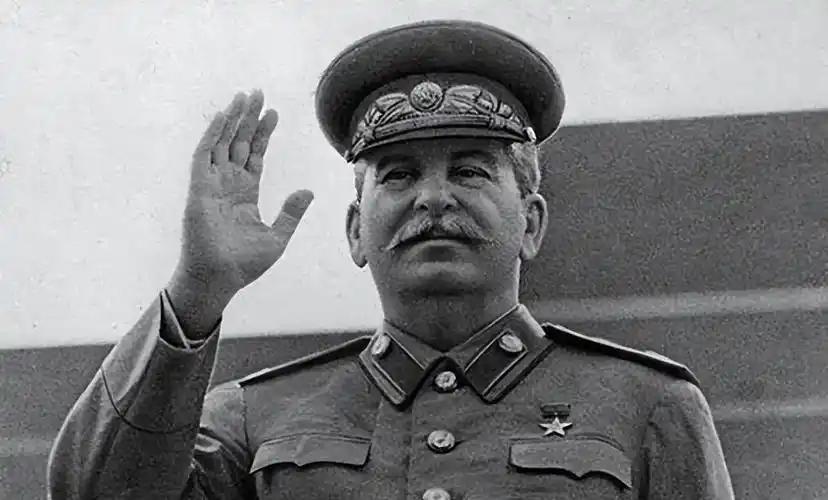 曾力挺以色列建国，斯大林为何突然翻脸？
 1950年朝鲜战争爆发，苏联为了抗议联