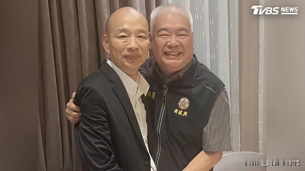 黄复兴成全郑丽文，这支铁票部队，如何应对党内杂音？明人明说
 
8月26日国民党