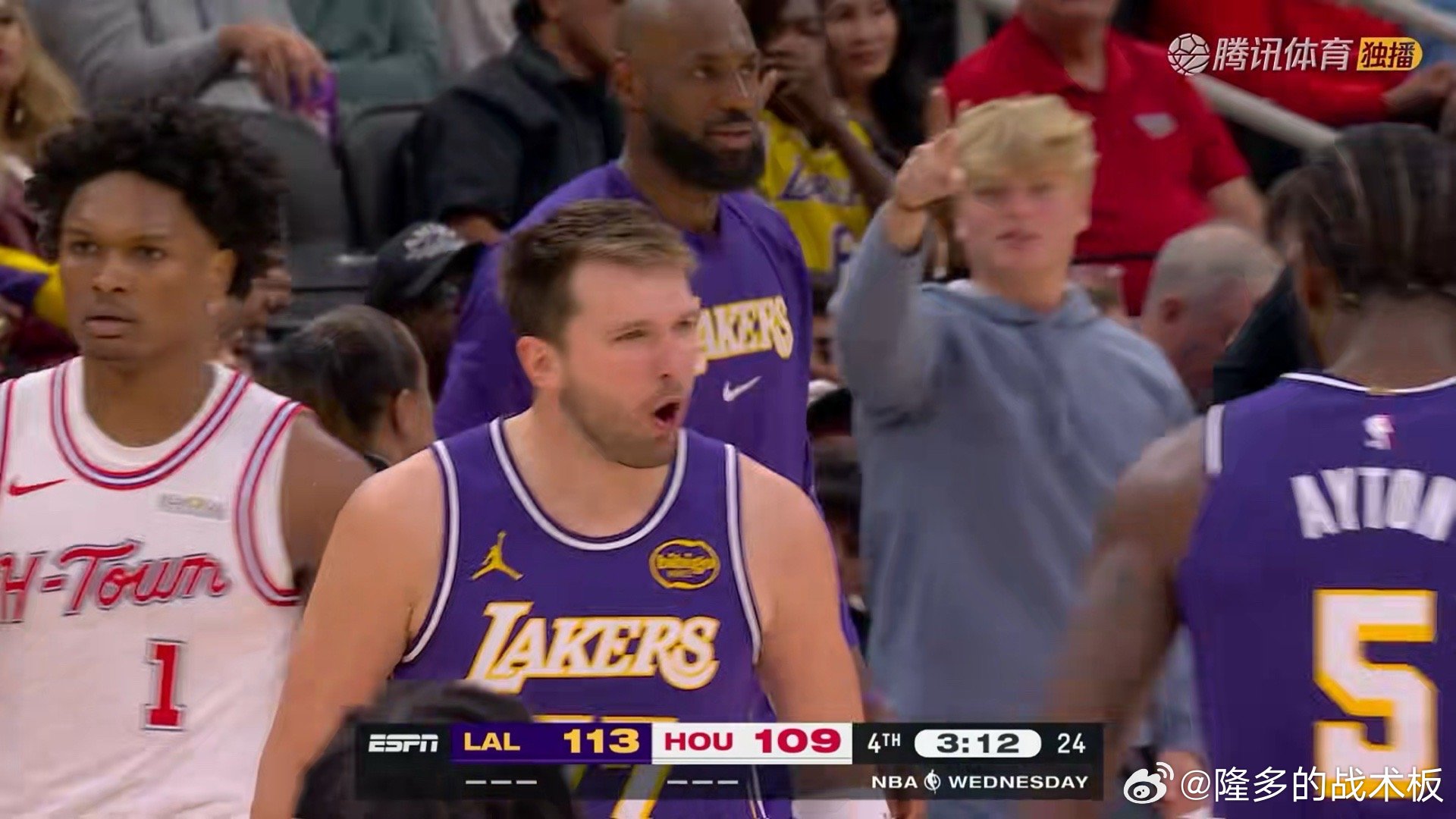 东契奇硬解三分！牛逼湖人vs火箭