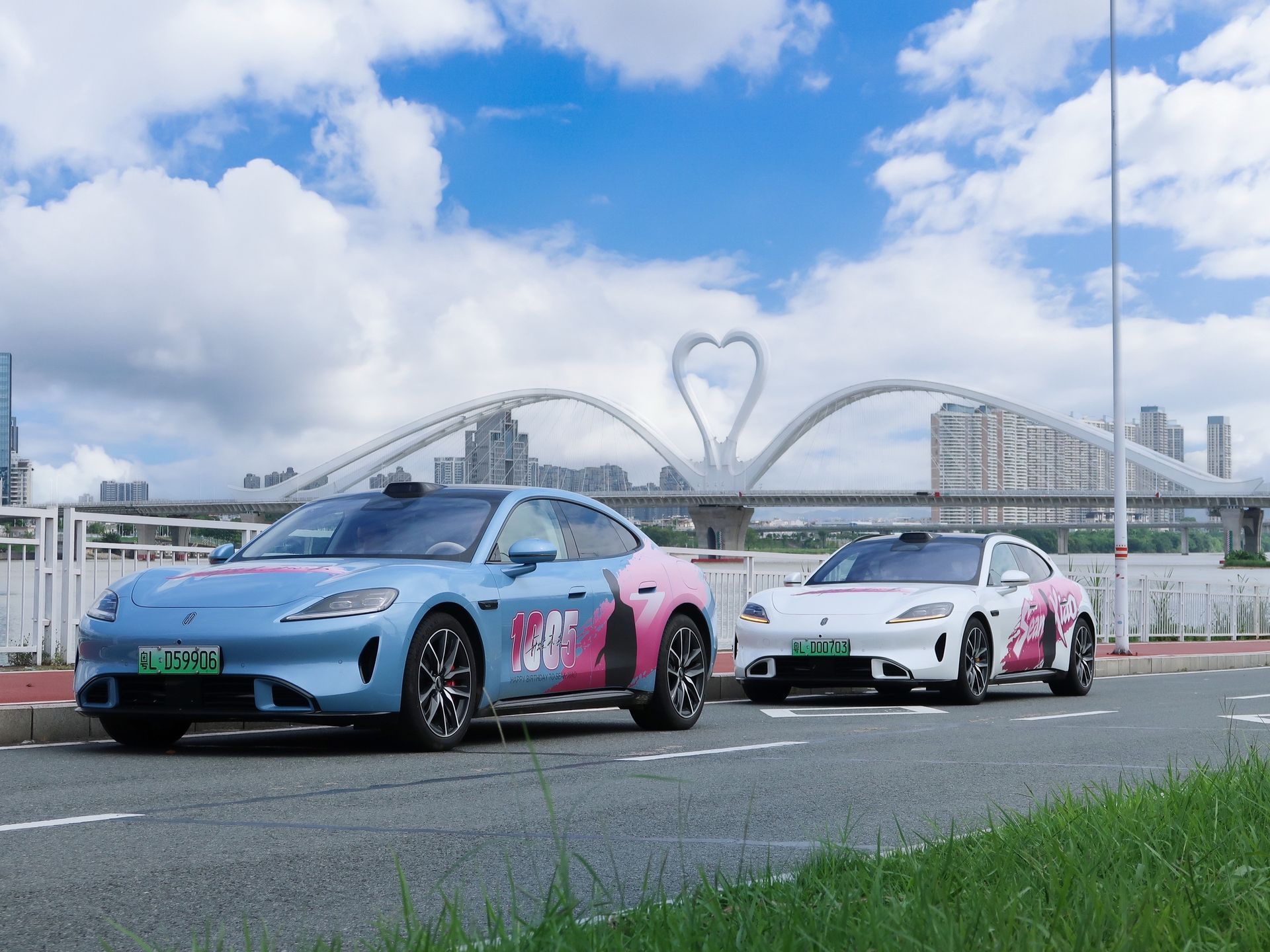 哇塞，尚界Z7肖战痛车，惠州的水东街和鹅城大桥 ​​​