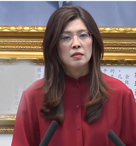 今天国民党中常会上党主席郑丽文针对，赖清德无法出访非洲也表达了自己的看法，她说没