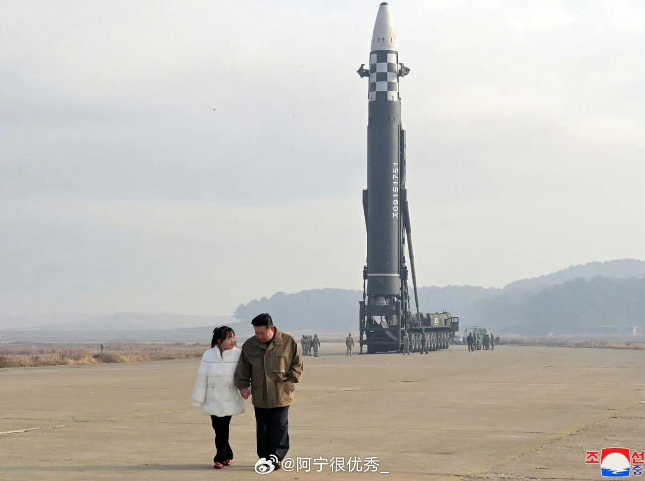 伊朗沦陷后，这张照片又要封神了 