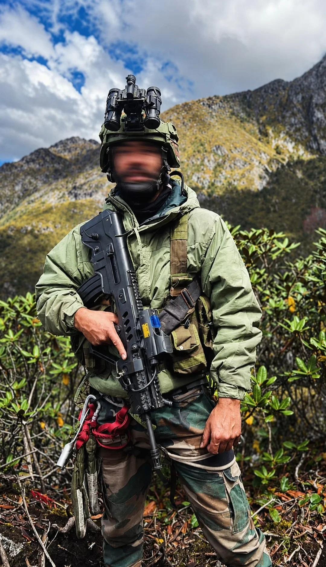 印度特种部队士兵与以色列轻武器绑定很深。塔沃尔在印度评价不低
