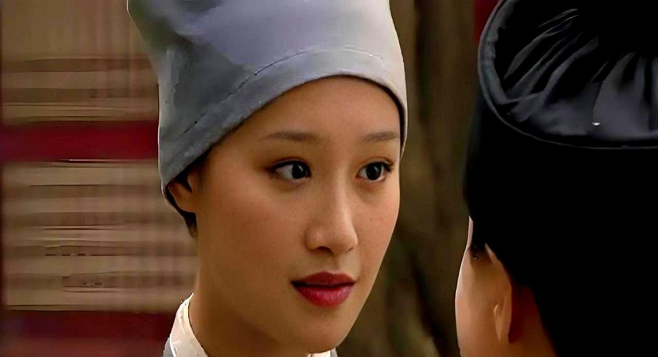 浣碧拼死争的不是爱情，是做人的资格。
 
玉娆敢当面拒绝皇帝，只因从小被父母捧在