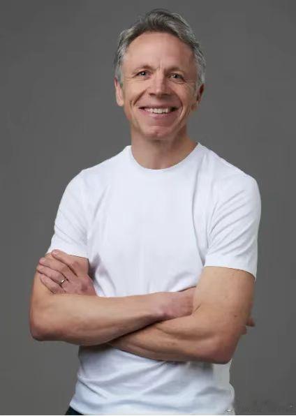 前两天，瑞士高端运动品牌 On 昂跑宣布自2026 年 5 月 1 日起，Fra