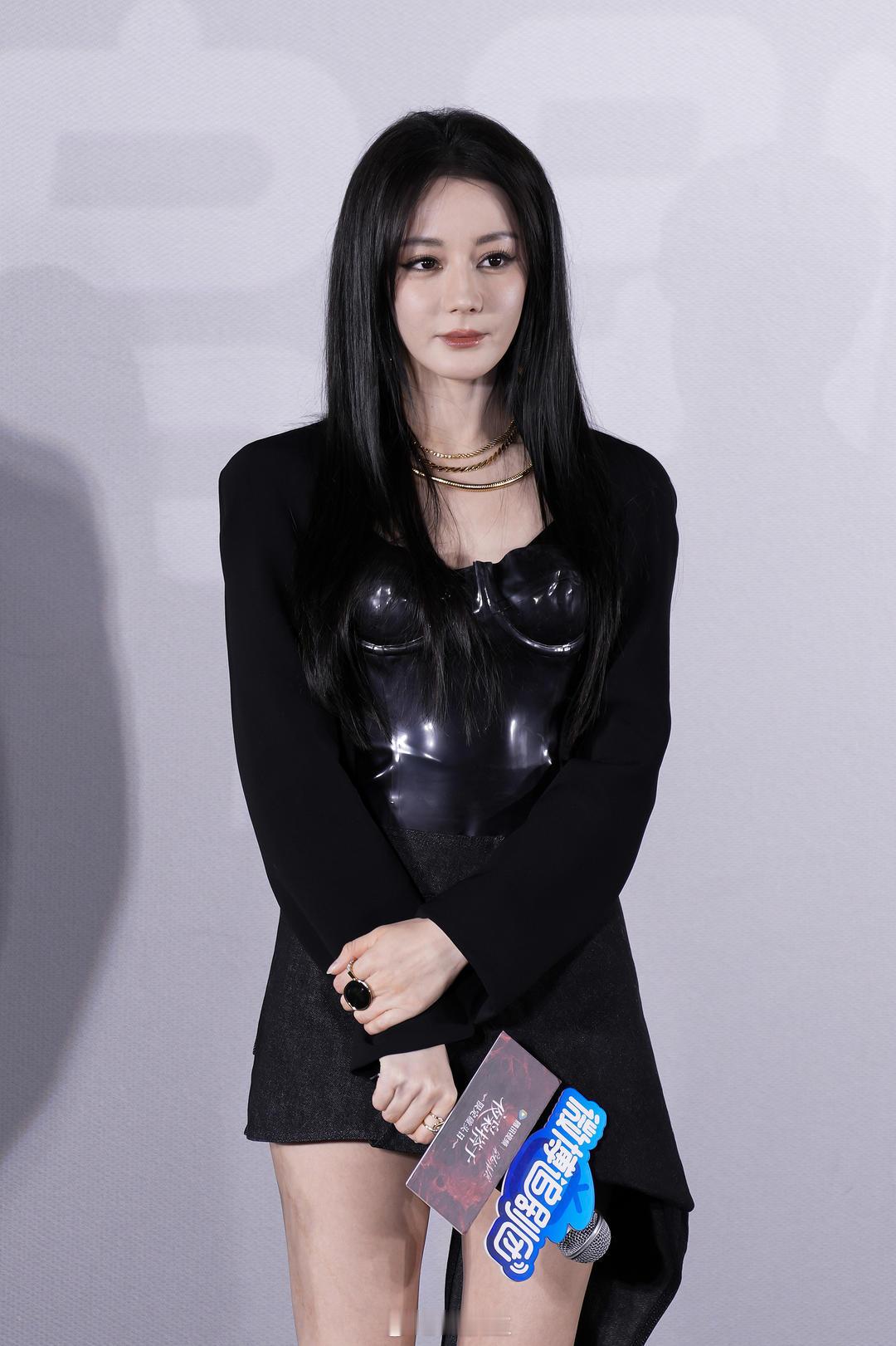 AI换脸迪丽热巴公司被限高迪丽热巴肖像权维权微短剧AI换脸乱象AI换脸侵权案判了