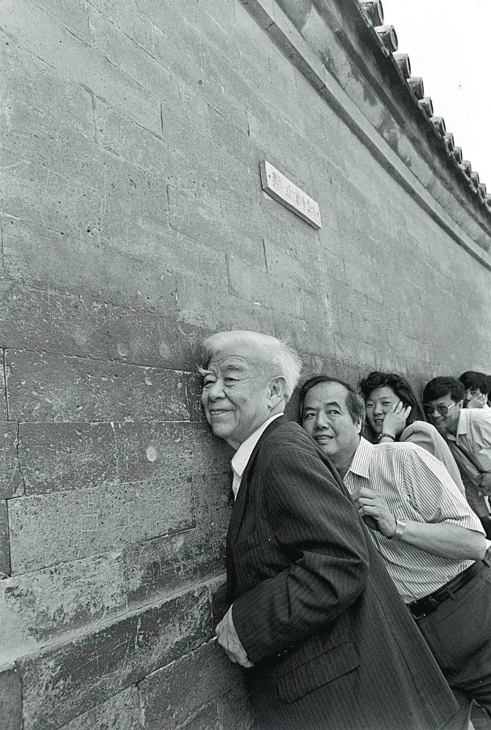 1992年，时隔46年，吴大猷选择回国看一看。

那时候，他已经85岁高龄，担任