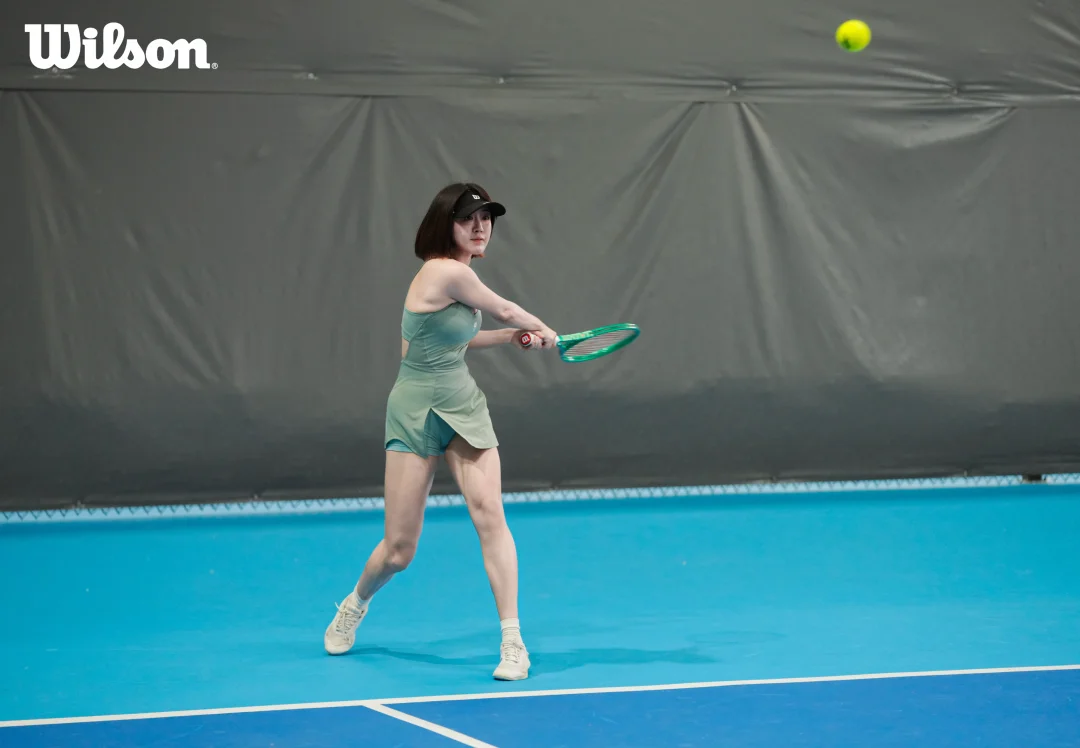 她这么有劲，扇巴掌一定很疼🎾