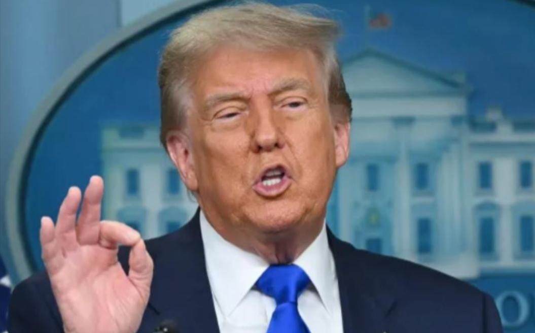 英法德对伊朗提出了一个荒唐要求。
在美国和以色列无视国际法和《联合国宪章》公然对