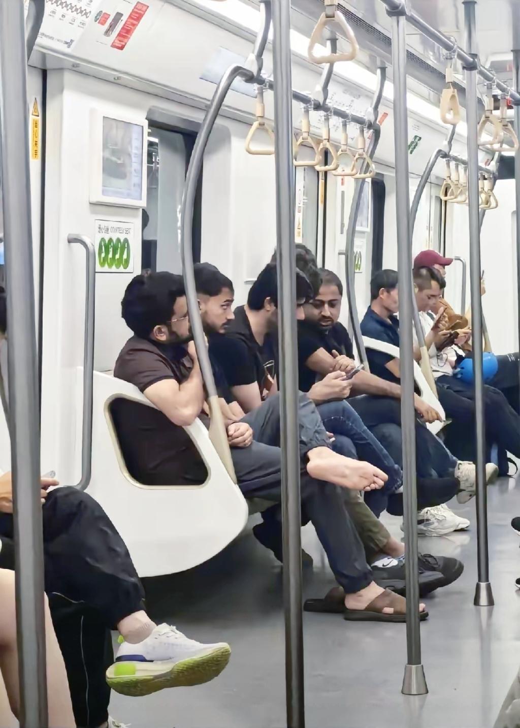 印度移民想通过留学工签拿永居的套路现在行不通了！深圳注销137家虚假公司！广州查