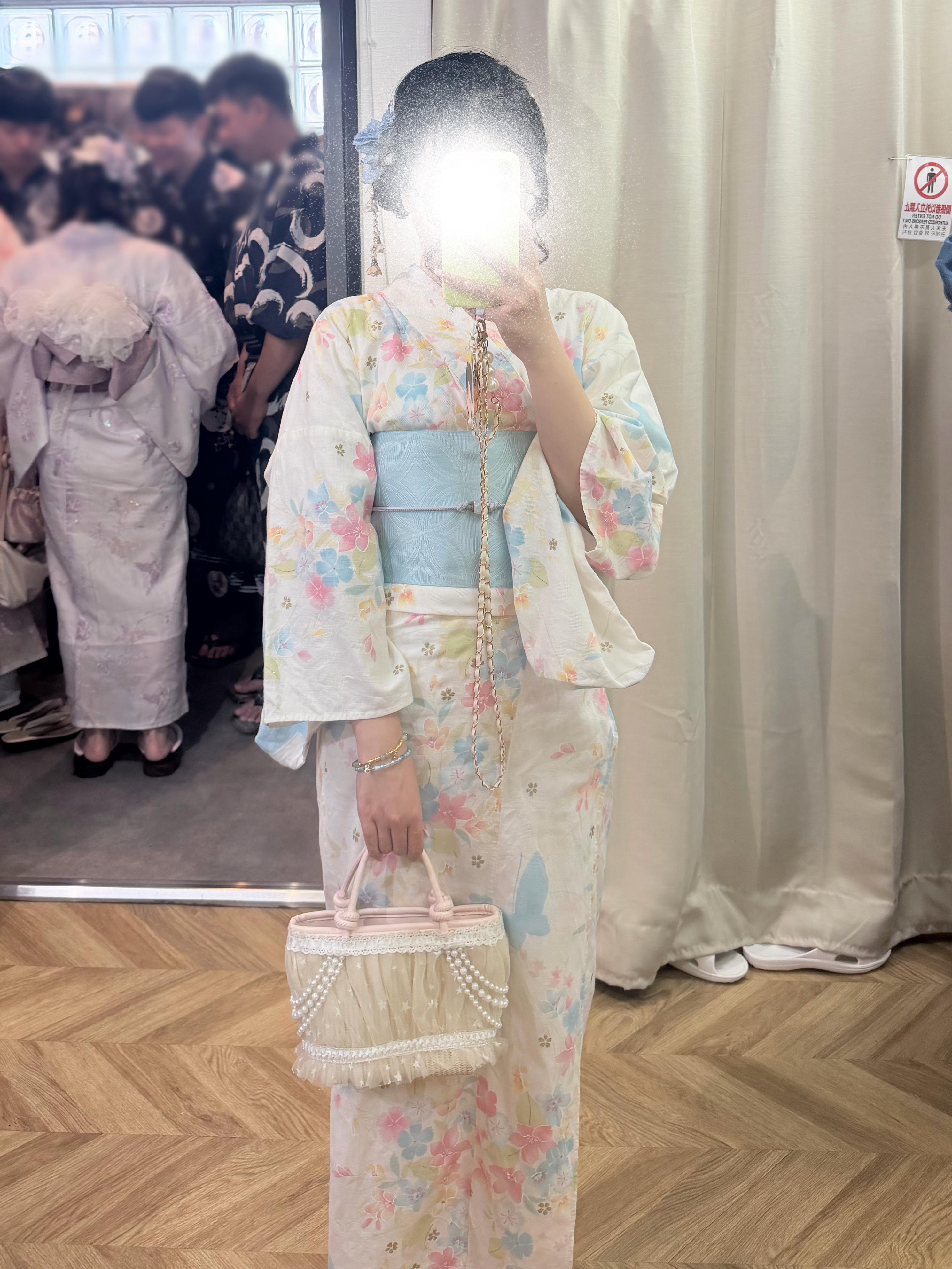 如果是这么穿的话 曰本人吃得少也是情有可原的
