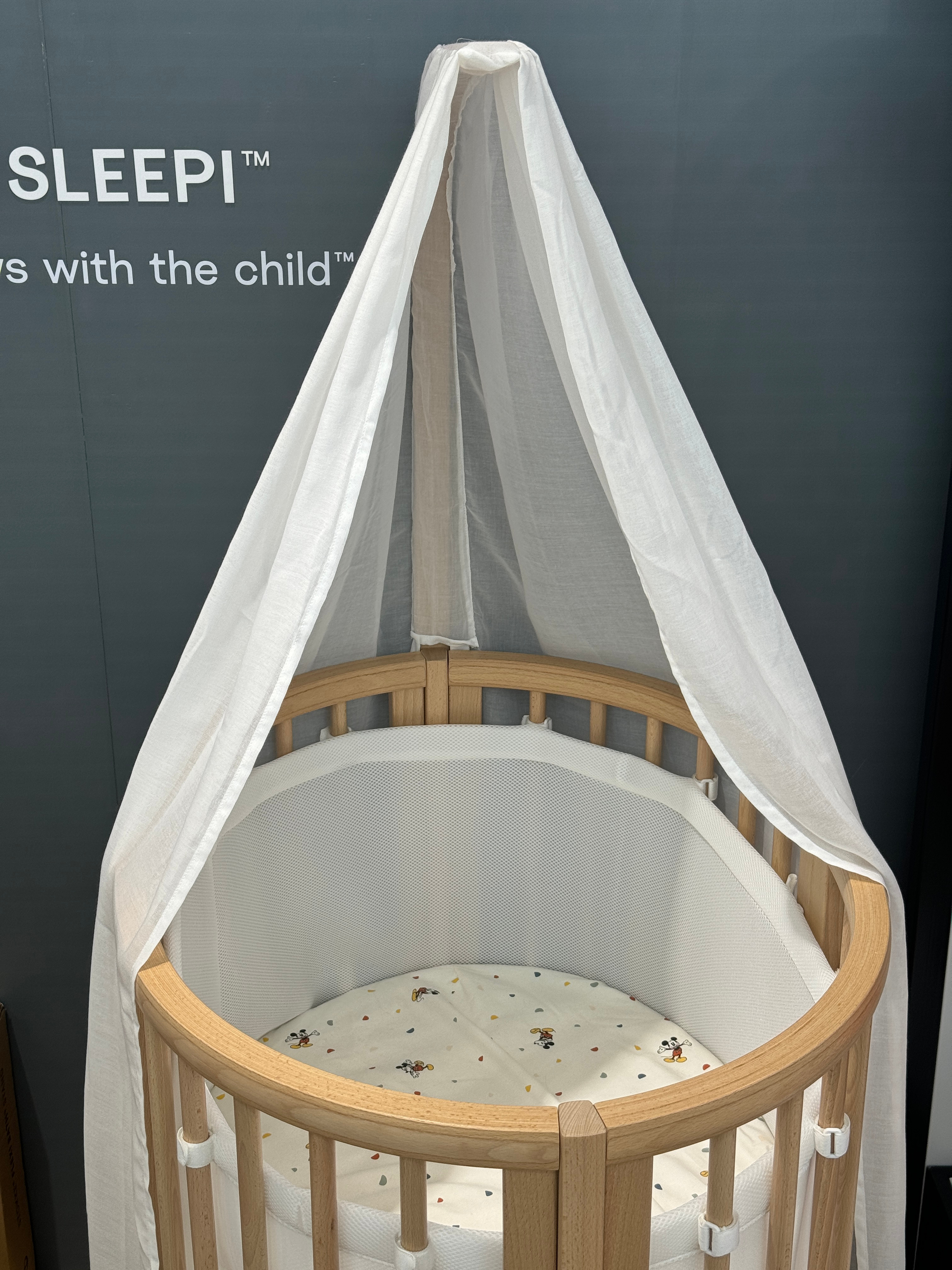 今天过生日妈妈给我和肚子里这位都买了礼物🎁可爱嘻嘻嘻~老公买了个烤箱给我玩 最