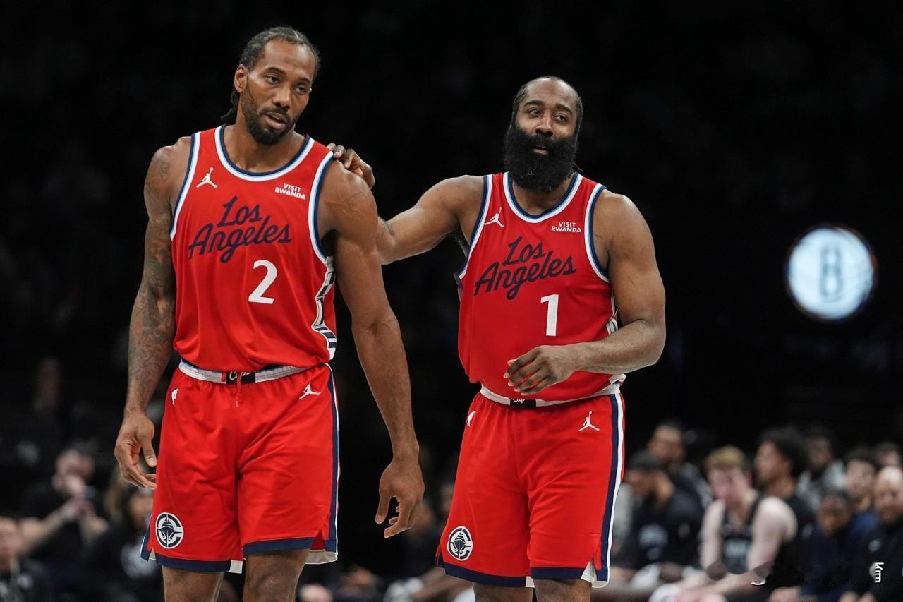 又抬走一队，快船队的运气是真好！
赛季前期，快船队的战绩十分糟糕，球队一度处在西