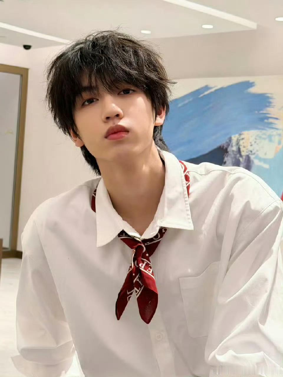 张桂源卷毛白衬衫清冷学长张桂源，期待张桂源我们的少年时代2 