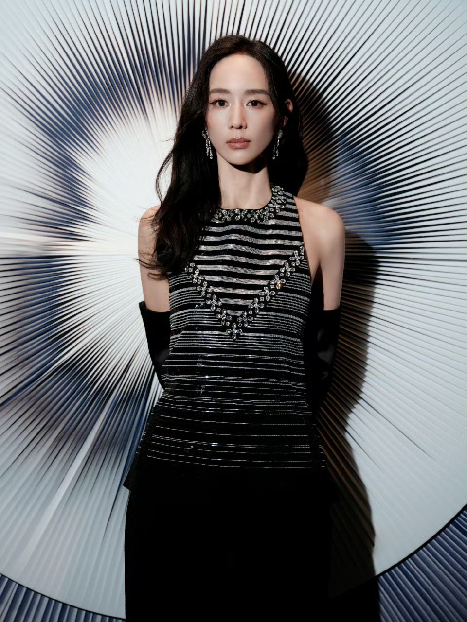 张钧甯高奢宠儿就这个张钧甯事业运爽，又接到了新高奢。简直就是高奢宠儿啊，姐姐真的