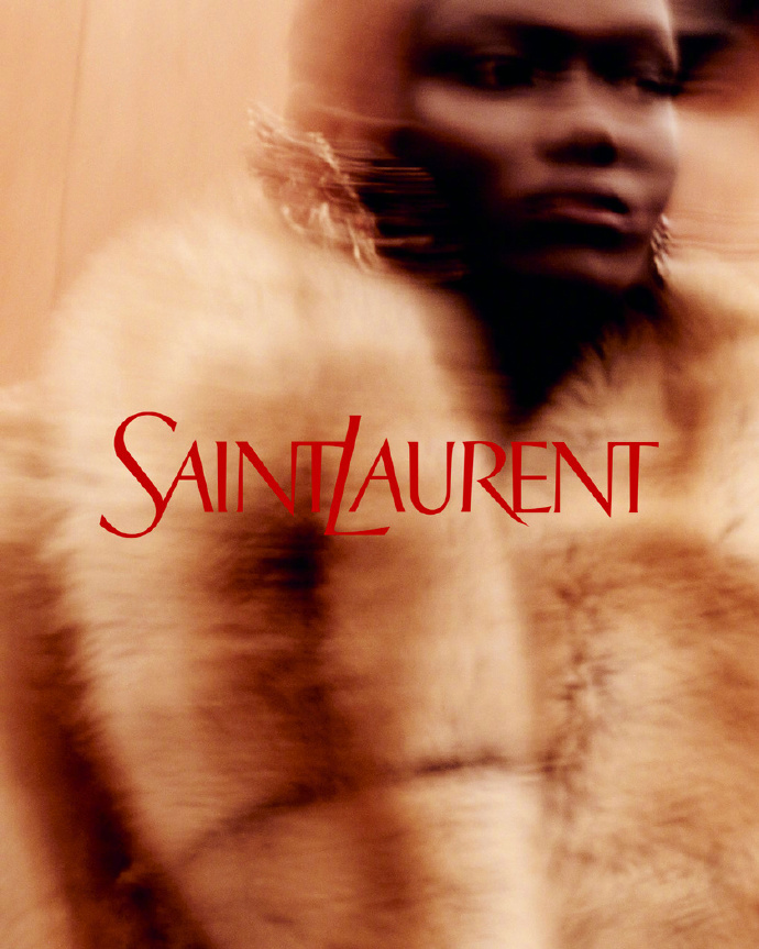 Saint Laurent 2026 冬季时装秀场幻影时尚灵感解读时尚头排客