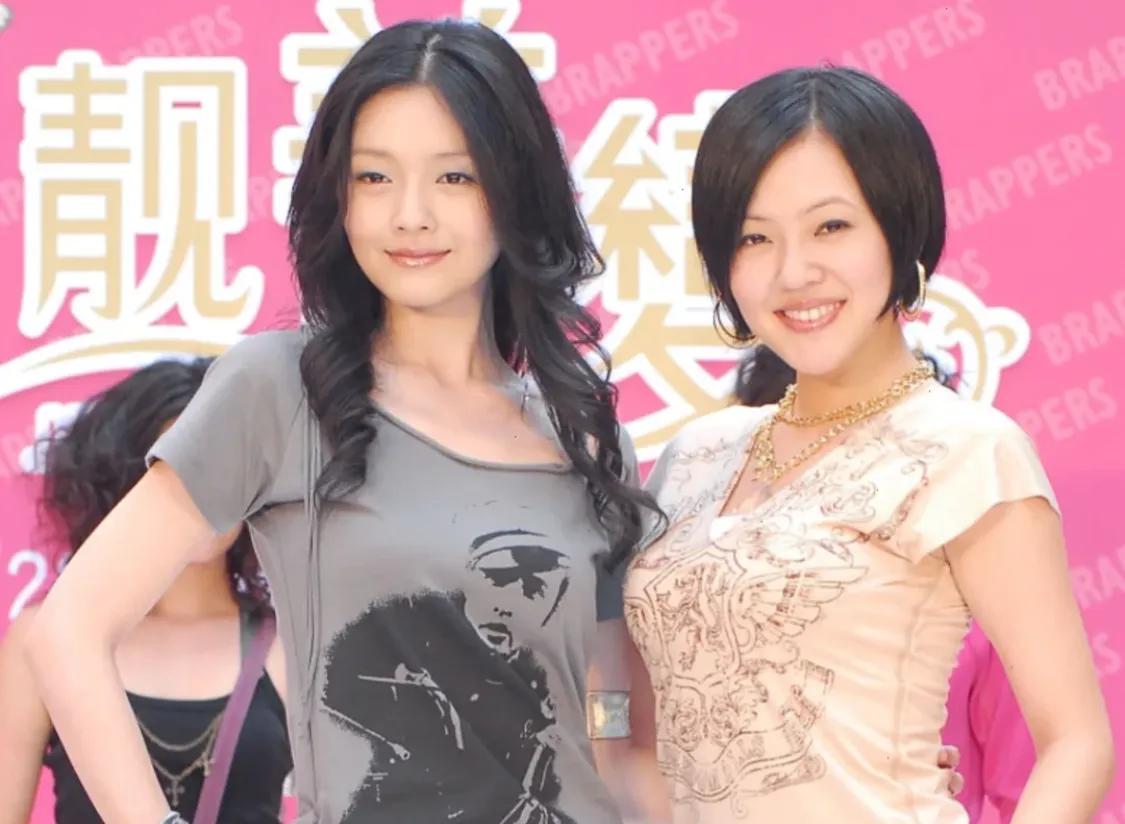 大s和小s谁更美？一直以来也成为了观众讨论的话题，从这张照片上来看，感觉小s更加