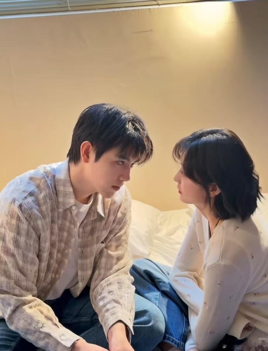 陈飞宇孙千贴贴大片陈飞宇孙千居家live陈飞宇孙千贴贴大片，哇塞哇塞， 