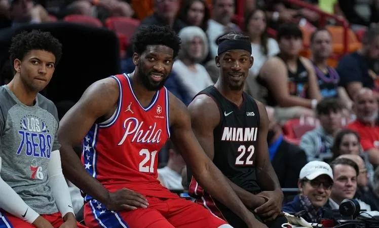 东部首轮比赛全部结束，继昨天雄鹿、热火晋级半决赛后，今天76人大比分淘汰猛龙，从