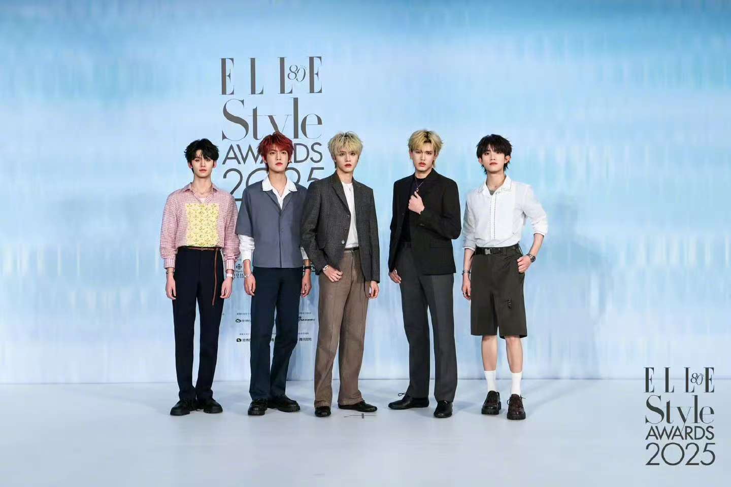 登陆少年elle官摄登陆少年青春作序登陆少年elle官摄，青春作序，[憧憬][憧