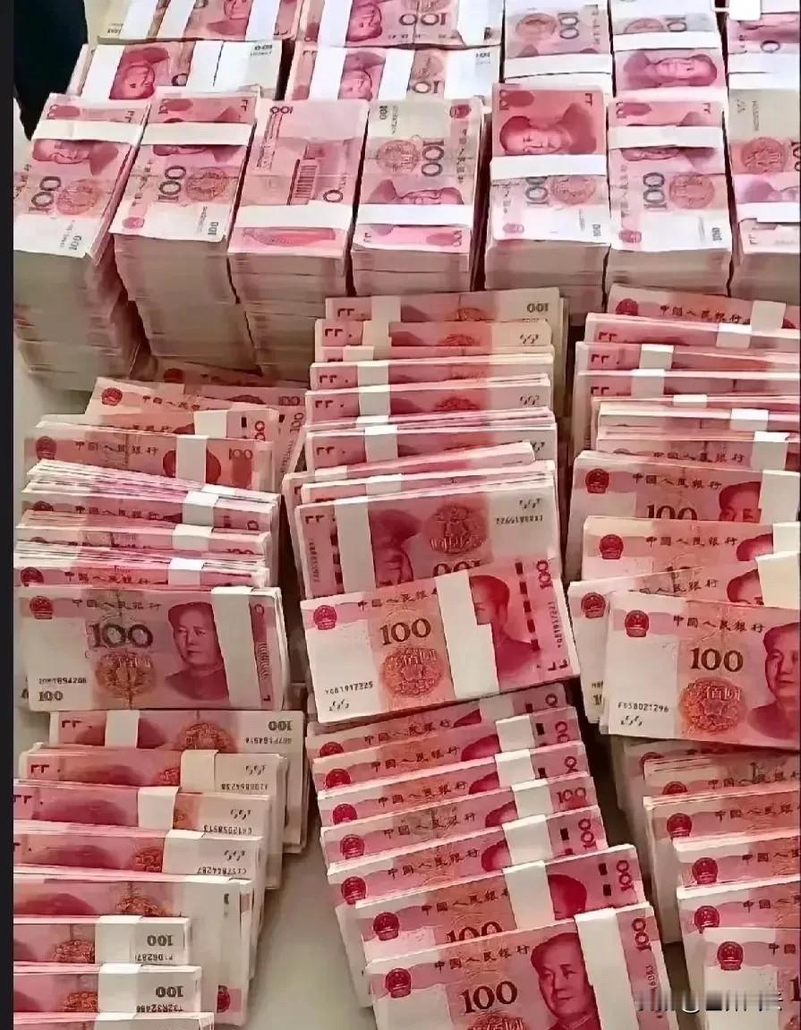刚刚消息！
俄方要求用人民币支付，莫迪心里凉透：卢比没人要，印度被迫低头
印度怎